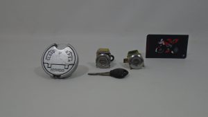 CONJUNTO CERRADURAS + TAPON GASOLINA + LLAVE KYMCO AGILITY CITY (E4)